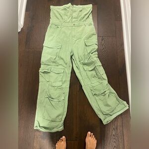 New straplesss overalls L/XL